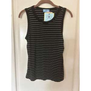 Women's CeCe Black & White Striped Tank Top M
